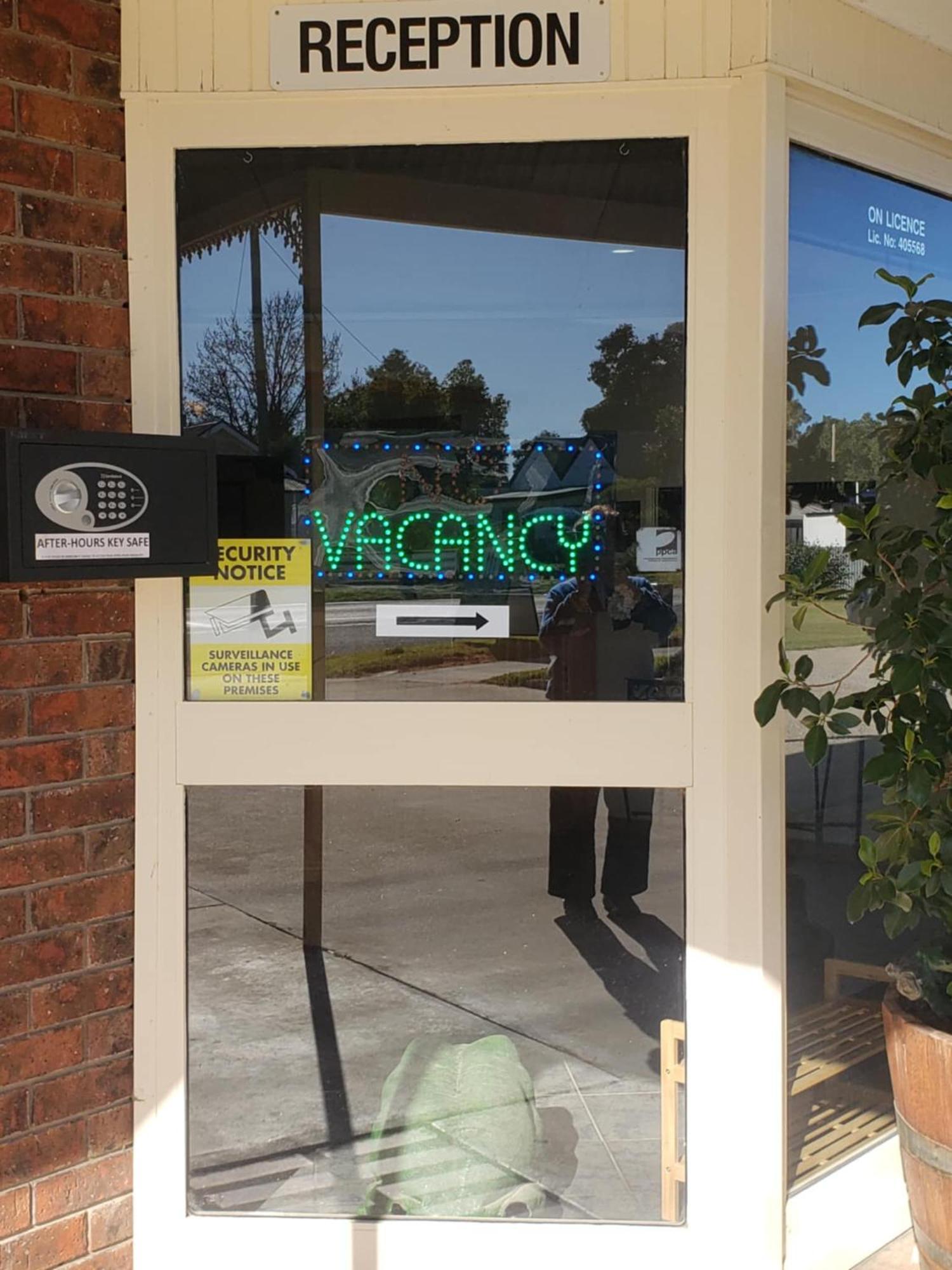 Balranald Motor Inn エクステリア 写真